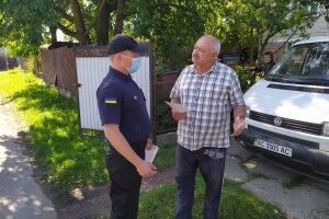 Жителів Нововолинська вчили відбиватися від червоного півня
