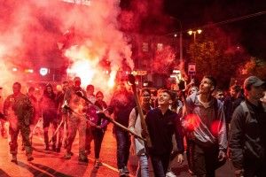 Смолоскипи в центрі Луцька (Фото)