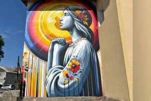 Луцькі художники створили патріотичний мурал