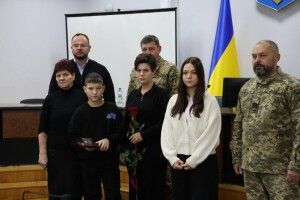 Рідним загиблих захисників з Волині вручили їхні посмертні нагороди