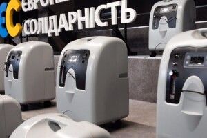 Ще 30 кисневих концентраторів від Порошенка відправлені в українські лікарні