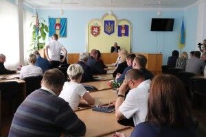 У Володимир-Волинському на вулиці князя Василька продають сурогатний спирт