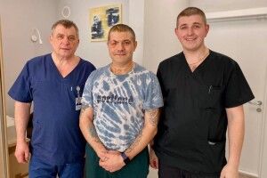 Львівські лікарі наново сформували пораненому бійцю череп