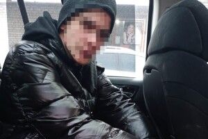 У Львові 19-річний чоловік пограбував ювелірний магазин: його затримали