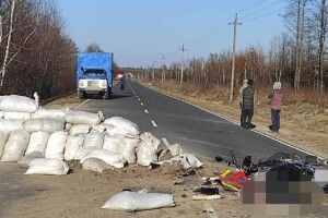 На Волині нетверезий мотоцикліст розбився на блокпості (Фото)