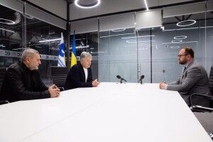 Кримськотатарський активіст Наріман Джелялов передав із в’язниці листа Порошенку і подякував за підтримку своєї родини
