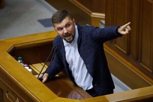 Нардеп з Волині закликає Генпрокурора вдягнути кайданки на голову Іваничівської громади