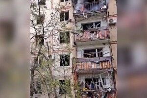Росіяни скинули авіабомбу на Нову Каховку (Фото)