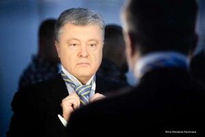 Справи проти Порошенка. Американський експерт радить Україні не уподібнюватись банановим республікам 