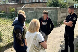 У райцентрі на Волині поліцейські зустрілися  з неповнолітніми, які перебувають на обліку