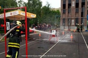 Двох бійців ДСНС з Нововолинська визнали кращими: за порятунок людей з палаючого приміщення  (Фото)