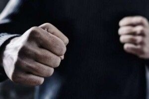 Колективний опір: на Волині група осіб напала на службовий транспорт ТЦК