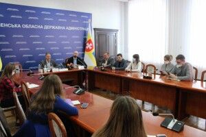 Рівненські лікарі зустрічають заробітчан з Польщі