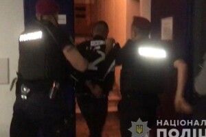 На автозаправці чоловік викрав чотирирічну дитину
