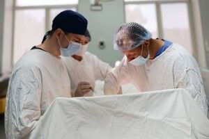 Сучасна хірургія: як волинські хірурги повертають якість життя пацієнтам із грижами 