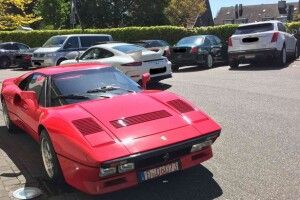 У Німеччині під час тест-драйву приробили ноги раритетному Ferrari 