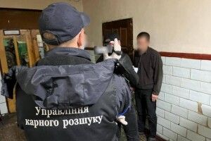 На Волині судитимуть ув’язнених, які через інтернет видурювали гроші в українців