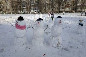У Вараші відбувся парад сніговиків (фото)