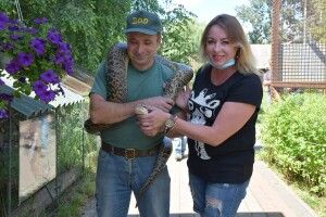 Луцький зоопарк показав пітона Жорика та анаконду Василису й поділився мріями про тераріум (Фото)