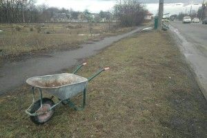 Лучанин «підкидав» своє сміття у контейнер загального користування