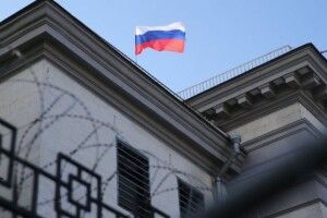 Вибори президента РФ: в Україні пікетують дипустанови