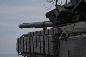 У Білорусі продовжують фіксувати переміщення військової техніки
