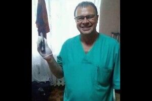 Справжнє досягнення: на сході України хірург разом із саперами витягнув з ноги військового гранату