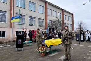 На Волині провели в останню путь Героя Петра Ілюшика