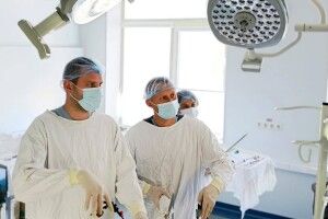 Як волинські хірурги повертають активне життя літнім пацієнтам