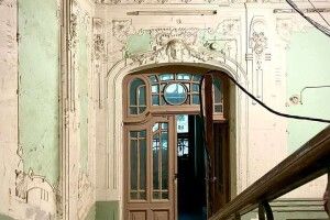 Показали, в якому стані в Україні скандальний Будинок зі зміями (Фото) 