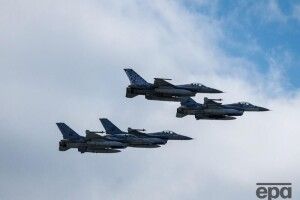 F-16: «Занадто пізно і занадто мало»