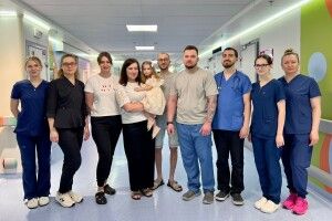 Місяць на межі: як лікарі боролися за кожен подих трирічної дівчинки з Луцька