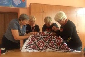 У Ковелі завершено роботу над велетенською вишиванкою для пам’ятника ТарасовіШевченку