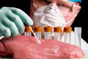 Близько 600 українських виробників перевірять на використання антибіотиків