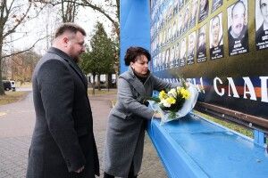 На Волині вшанували пам'ять Героїв України