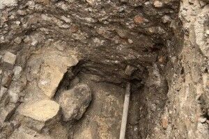 У Луцьку археологи виявили фундамент однієї з веж Окольного замку (Фото)