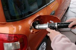 Мережі АЗС підвищили ціни на автогаз