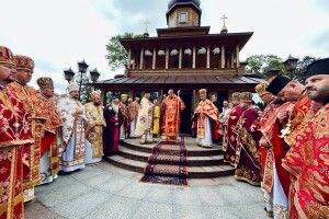 Сьогодні мер Володимира молився в знаковому для міста храмі