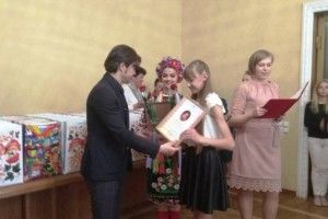 Люблинецька школярка отримала нагороду від Міністра культури України