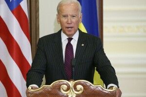 США передають Україні 800 систем ППО, протитанкові системи та безпілотники, - Байден