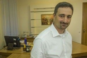 Президент порадив керівнику «Укрпошти» переглянути свою зарплату