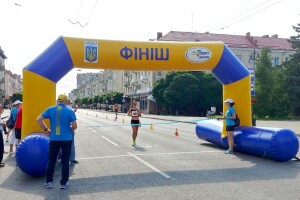 Чого не вистачало скороходам на «Луцькій десятці-2021», щоб показати найкращі результати (Відео, фото)