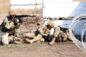 На навчаннях поранено кількох солдатів