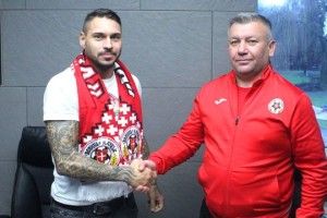 «Волинь» підписала вкритого татуюваннями чемпіона Білорусі