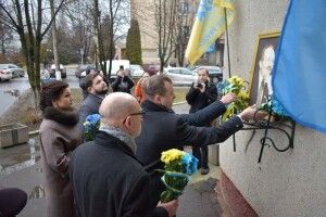 У Луцьку вшанували пам'ять В’ячеслава Чорновола
