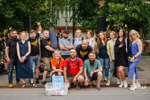 «Поруч другове плече»: скільки коштів зібрали у Луцьку музиканти з Ot Vinta та їхні колеги