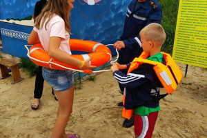 Любешівських дітей застерігали правоохоронці