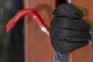 Крадієм, що обчистив гараж на 15 тисяч, виявився 18-річний лучанин 
