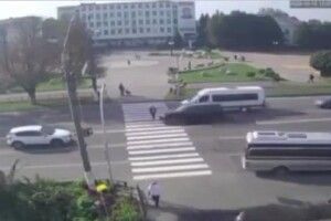 Столична прокурорка на позашляховику просто на «зебрі» збила дівчинку: дитина в реанімації