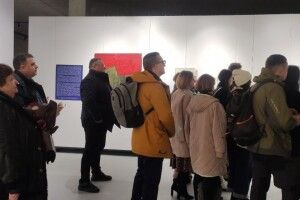 Сковорода є приводом для розмови: відомі лучани серед картин декламували видатного філософа (Фото)